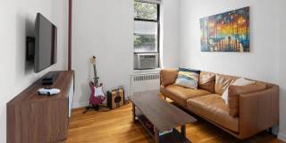 28 Perry Street Gallery 2