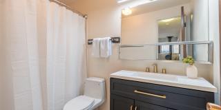 700 S Monarch Street unit: 207 Gallery 8