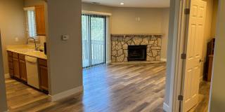 Top-Floor Corner Condo in Desirable Holladay Location Top-Floor Corner Condo in Desirable Holladay Location Gallery 1