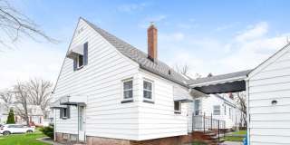 14100 Brunswick Avenue Gallery 3