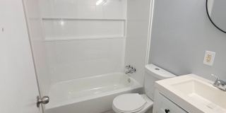 "NEW RENTAL PRICE " - BEAUTIFUL 4 BEDROOM 1 BATHROOM HOME Gallery 12