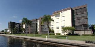 2/2 Beautiful Condo in great community Gallery 1