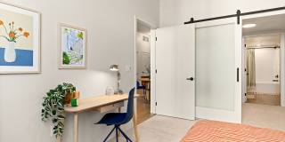 Avenue 34 Gallery 19