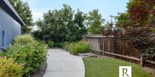 3 Bedroom + Office in Central Point! Gallery 29