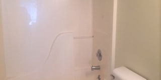 Spacious 4-Bed Condo – Walk to MSU! Gallery 14