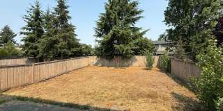 3Bd/2.5Ba Maple Valley Home Gallery 13