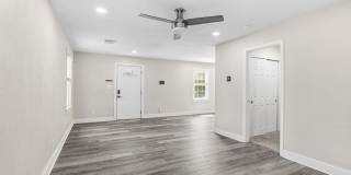 408 E Little Creek Road Gallery 7