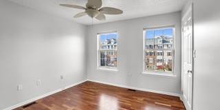 100 Callahan Ct Gallery 21