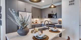 Aura Crown Heights Gallery 1