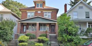 4 Bedroom North Campus Newly Remodeled House with 2 Decks and Patio Gallery 1