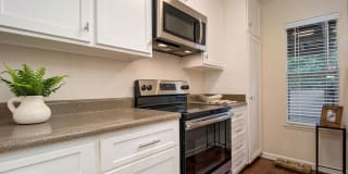 Wilbur Oaks Apartments Gallery 34