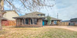 2605 Northwest 113th Street Gallery 1