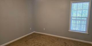 2 Bedroom 1 Bath Upstairs Unit Gallery 11