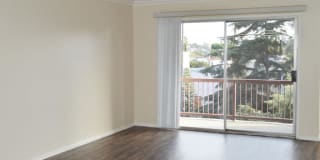 Los Feliz Summit Apartments Gallery 10