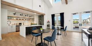 Stafford Place Gallery 24