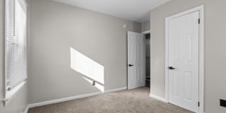 10042 Grayton Street Gallery 14