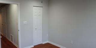 924 S ROBINSON Street Gallery 18