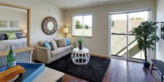 Glendale Apartments - Student Housing Gallery 12