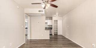 1521 West Denton Lane Gallery 8