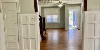 5215 Pine Street Gallery 5