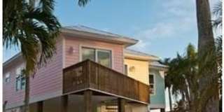 2579 Third Street Gallery 21