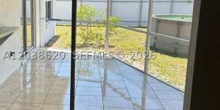 4020 Country Club Gallery 10