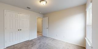 2 WEEKS FREE RENT + $1,750 A MONTH! Gallery 21