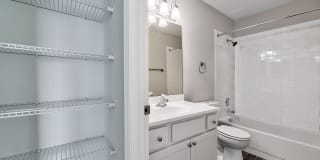 Glen Hills Apartments Gallery 5