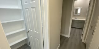 The Brentwood Collection Gallery 6