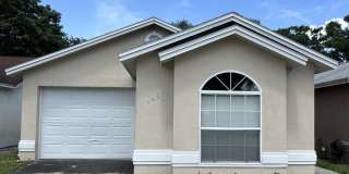 4401 Longshore Drive Gallery 1