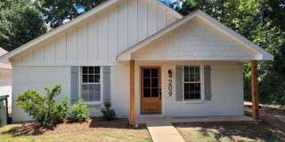 3BR/3BA For Rent Gallery 1