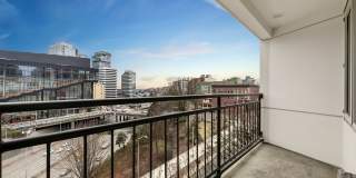Avia Apartments on Pike Gallery 37