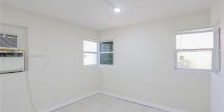 2250 NE 136th St Gallery 11