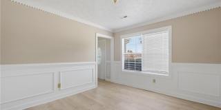 2 Compton Court Gallery 12