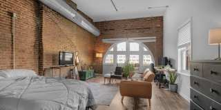 402 Broadway Gallery 1