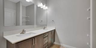 The Sixton Apartments Gallery 52