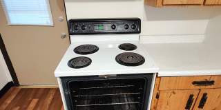 *Clean & Spacious 1BR/1BA Apartment Available in Mt. Washington* Gallery 8