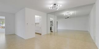 1142 W Circle Ter W Gallery 11