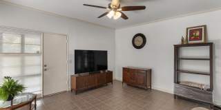 2904 STURDEVANDT PLACE Gallery 9