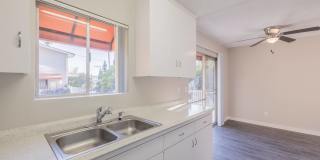 Villa Knolls Gallery 9