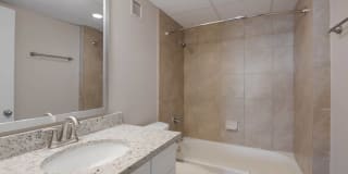 The Esplanade at City Park Apartments Gallery 18