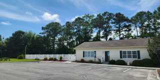 Townhome in Swansboro with 2 Master Suites + Community Pool - 87 Century Ct. Showings Coming Soon!! Gallery 23