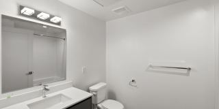 6600 Van Nuys Blvd Gallery 27