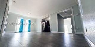 2218 Harding St Gallery 65