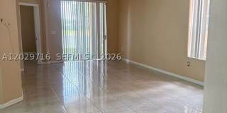 3766 NE 9th Ct Gallery 6