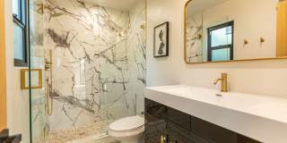 30+ Day Fully Stylishly furnished & Tastefully designed Newport Beach Vacation Rental Gallery 12