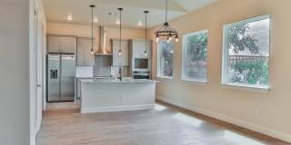 1406 Prospect Gallery 4