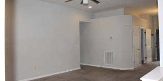 913 Fieldstone Gallery 7