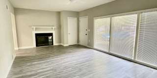 Crisp, Gorgeous, 3 Bed Home with Large Garage Gallery 1