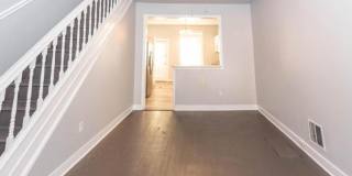 Spacious 3 Bedroom Townhome Gallery 5